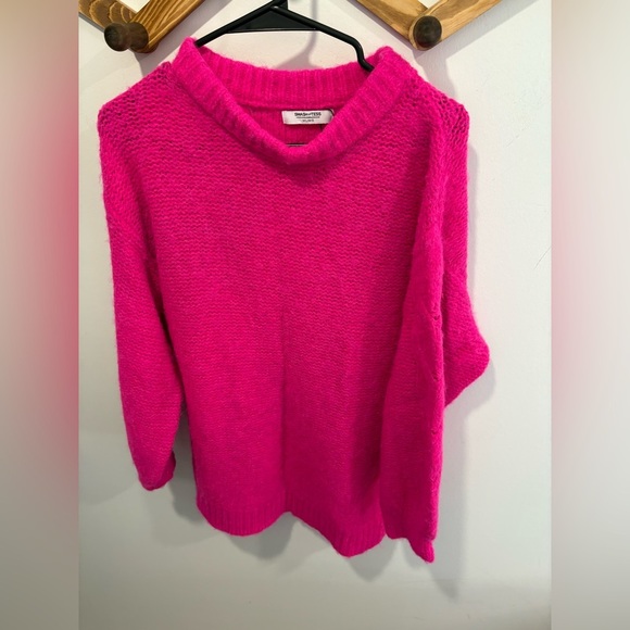 SMASH & TESS HOT PINK KNIT SWEATER - Picture 1 of 6
